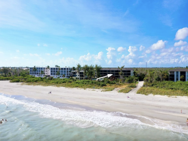 Sanibel Vacation Condo Sleeps Six Guests.